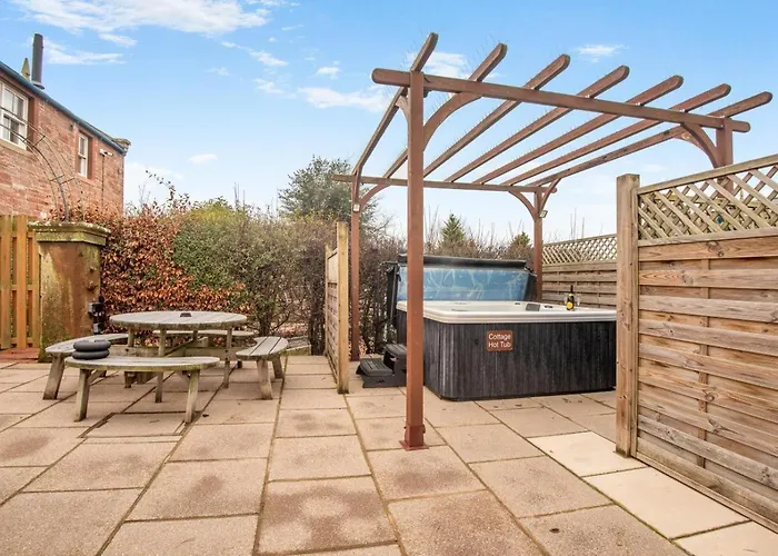 3 Bed In Oc-g34639 Holiday home